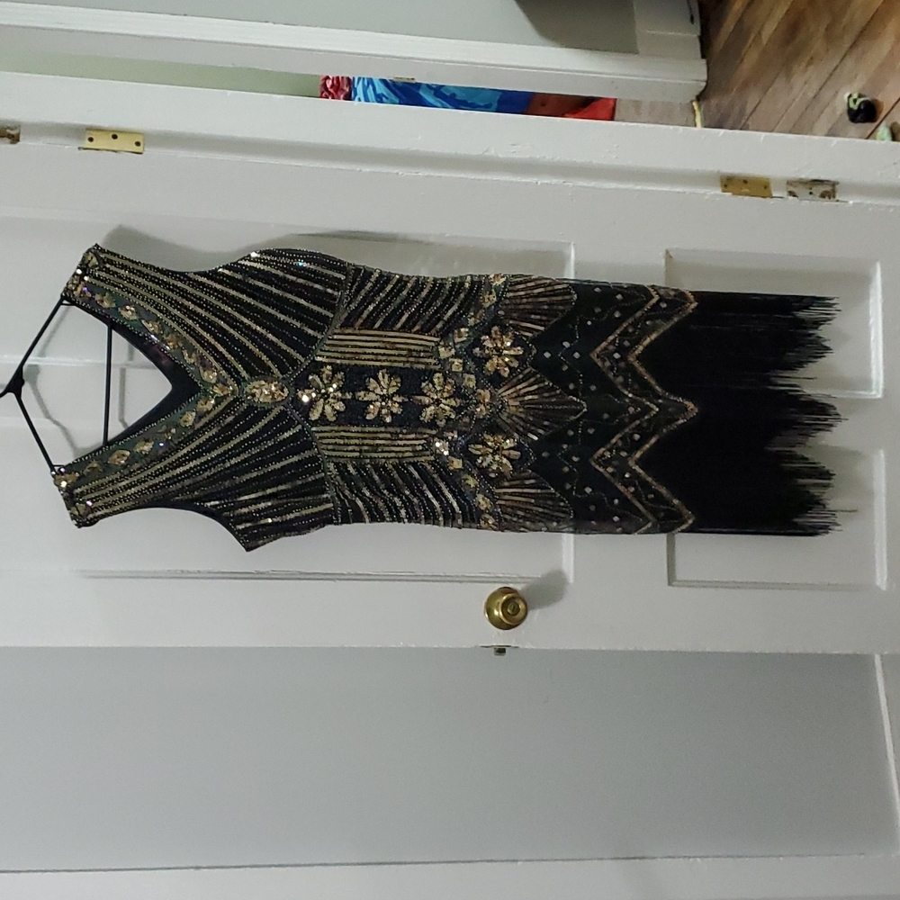 Mansha 1920s style flapper dress